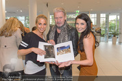 25 Jahre Manfred Baumann Fotografie - BMW Wien Heiligenstadt - Di 24.05.2016 - Yvonne RUEFF, Johnny LOGAN, Carina SCHWARZ64