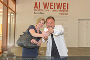 Ai Weiwei Opening - 21er Haus - Di 12.07.2016 - AI Weiwei, Beate MEINL-REISINGER45