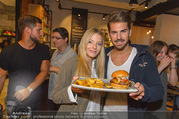 Opening - Le Burger Restaurant - Di 09.08.2016 - Chiara PISATI, Patrick KUNST17