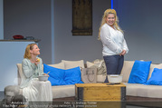 Bühnenfotos Honigmond - Stadttheater Berndorf - Mo 05.09.2016 - Kristina SPRENGER, Susanna HIRSCHLER35