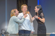 Bühnenfotos Honigmond - Stadttheater Berndorf - Mo 05.09.2016 - Kristina SPRENGER, Susanna HIRSCHLER, Adriana ZARTL62