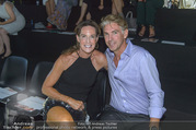 Anelia Peschev Show - Vienna Fashion Week - Di 13.09.2016 - Kathi STUMPF, Alex PEZA33