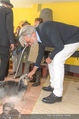 Licht ins Dunkel bei Nagy - Nagy Privathaus Gutenstein - Sa 17.09.2016 - Adi HIRSCHAL mit Hund Meiki48