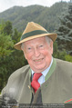 Licht ins Dunkel bei Nagy - Nagy Privathaus Gutenstein - Sa 17.09.2016 - Leo NAGY (Portrait), im Hintergrund der Hutberg66