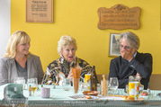 Licht ins Dunkel bei Nagy - Nagy Privathaus Gutenstein - Sa 17.09.2016 - Eva RADINGER, Waltraud HAAS, Adi HIRSCHAL88