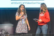 Video.con auf der Comic.Con - Messe Wien - Sa 19.11.2016 - Anita ABLEIDINGER, Sandra THIER300