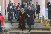 Erwin Pröll 70er Geburtstagsfeier - Stift Göttweig - Sa 17.12.2016 - Erwin PRLL mit Ehefrau Sissi (Elisabeth)18