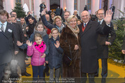 Erwin Pröll 70er Geburtstagsfeier - Stift Göttweig - Sa 17.12.2016 - Erwin PRLL mit Ehefrau Sissi (Elisabeth) und Familie (Tochter)29