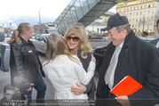 Goldie Hawn PK und Autogrammstunde - Lugner City - Mi 22.02.2017 - Goldie HAWN, Richard und Jacki Jacqueline LUGNER7