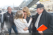 Goldie Hawn PK und Autogrammstunde - Lugner City - Mi 22.02.2017 - Goldie HAWN, Richard und Jacki Jacqueline LUGNER8