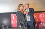 Goldie Hawn PK und Autogrammstunde - Lugner City - Mi 22.02.2017 - Goldie HAWN, Richard LUGNER21