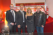 Goldie Hawn PK und Autogrammstunde - Lugner City - Mi 22.02.2017 - Goldie HAWN mit Security Team32