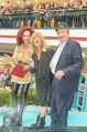 Goldie Hawn PK und Autogrammstunde - Lugner City - Mi 22.02.2017 - Goldie HAWN, Richard und Christina LUGNER57