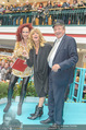 Goldie Hawn PK und Autogrammstunde - Lugner City - Mi 22.02.2017 - Goldie HAWN, Richard und Christina LUGNER58
