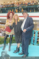 Goldie Hawn PK und Autogrammstunde - Lugner City - Mi 22.02.2017 - Goldie HAWN, Richard und Christina LUGNER60