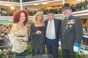 Goldie Hawn PK und Autogrammstunde - Lugner City - Mi 22.02.2017 - Goldie HAWN, Richard und Christina LUGNER, Deutschmeister64