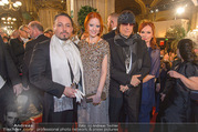 Opernball 2017 - Staatsoper - Do 23.02.2017 - Barbara MEIER, Klemens HALLMANN, Gottfried und Renate HELNWEIN65