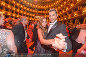 Opernball 2017 - Staatsoper - Do 23.02.2017 - Gina-Lisa LOHFINK, Florian WESS beim Tanzen, Ballsaal260