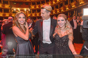 Opernball 2017 - Staatsoper - Do 23.02.2017 - Gina-Lisa LOHFINK, Florian WESS, Cathy LUGNER auf der Tanzflch268