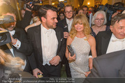 Opernball 2017 - Staatsoper - Do 23.02.2017 - Medienrummel, Presse, Fotografen um Goldie HAWN, Richard LUGNER286