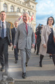 Charles und Camilla - Innenstadt Wien - Mi 05.04.2017 - Prinz Charles, Prince of Wales geht von Hofburg zu Bundeskanzler86
