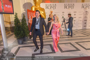 Romy Gala - Red Carpet - Hofburg - Sa 22.04.2017 - Andreas GABALIER mit Freundin Silvia SCHNEIDER179
