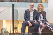 Bettina Assinger Kolletion - Jones Store - Mi 10.05.2017 - Doris und Gabor ROSE136