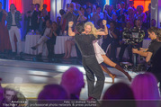 Dancing Stars Finale - ORF Zentrum - Fr 02.06.2017 - Martina FERDINY, Maria SANTNER im Moment des Sieges6