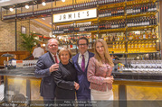 Jamie Oliver Restaurantopening - Jamie´s - Mi 25.10.2017 - Roy ZSIDAI mit Ehefrau Lidia und Vater Peter und Mutter Ilona2