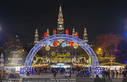Rot-Kreuz Ball - Rathaus - Fr 17.11.2017 - Wiener Christkindlmarkt Rathausplatz, Adventmarkt39