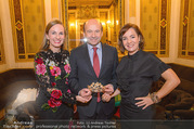 Swarovski Tiara für Opernball 2018 - Staatsoper - Di 21.11.2017 - Maria GROBAUER GROSSBAUER, Dominique MEYER, Birgit BERTHOLD-KR17