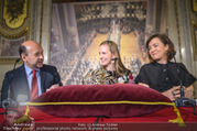 Swarovski Tiara für Opernball 2018 - Staatsoper - Di 21.11.2017 - Maria GROBAUER GROSSBAUER, Dominique MEYER, Birgit BERTHOLD-KR42