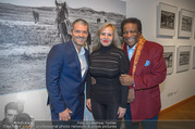 Manfred Baumann Mustangs - Naturhistorisches Museum NHM - Di 21.11.2017 - Roberto BLANCO mit Ehefrau Luzandra, Manfred BAUMANN4