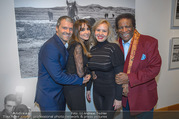 Manfred Baumann Mustangs - Naturhistorisches Museum NHM - Di 21.11.2017 - Roberto BLANCO mit Ehefrau Luzandra, Manfred und Nelly BAUMANN6