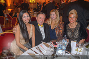 LOOK Woman of the Year Gala 2017 - Rathaus - Mi 29.11.2017 - Richard LUGNER, Nina Bambi BRUCKNER, Dany, Sonja Kfer SCHNAN97