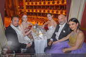 Opernball 2018 - Wiener Staatsoper - Do 08.02.2018 - Klemens HALLMANN, Barbara MEIER, Lily JAMES, Viktoria und Heiner250