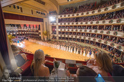 Opernball 2018 - Wiener Staatsoper - Do 08.02.2018 - Festsaal, Baller�ffnung, Blick aus einer Loge, �bersichtsfoto262
