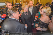 Opernball 2018 - Wiener Staatsoper - Do 08.02.2018 - Cathy LUGNER interviewt Melanie GRIFFITH und Richard LUGNER301