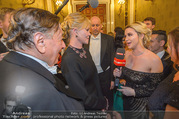 Opernball 2018 - Wiener Staatsoper - Do 08.02.2018 - Cathy LUGNER interviewt Melanie GRIFFITH und Richard LUGNER306