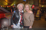 Grease Premiere - MQ Halle E - Do 22.02.2018 - Marika LICHTER, Susanna HIRSCHLER21