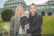 Lindt Goldhasensuche - Botanischer Garten Schönbrunn - So 25.03.2018 - Manuel und Kerstin ORTLECHNER mit Sohn Julian1