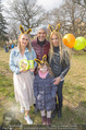 Lindt Goldhasensuche - Botanischer Garten Schönbrunn - So 25.03.2018 - Kathi STEININGER, Cyril RADLHER, Yvonne RUEFF mit Nichte Pia18