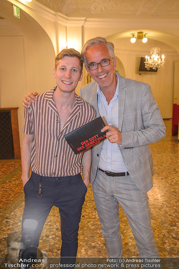 Premiere ´Der Gott des Gemetzels´ - Theater in der Josefstadt - Do 03.05.2018 - Simon STOCKINGER, Werner SOBOTKA5