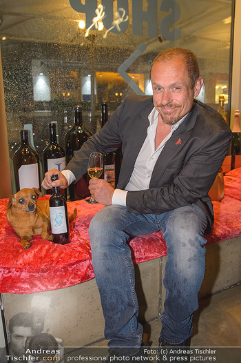 LifeBall Wein - Wein & Co - Di 08.05.2018 - Gery KESZLER mit Hund BRODMAN24