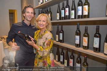 LifeBall Wein - Wein & Co - Di 08.05.2018 - Michael BALGAVY, Dagmar KOLLER51