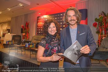 25 Jahre LifeBall PK - Hotel LeMeridien - Mi 16.05.2018 - Thomas KAMENAR, Sandra KÖNIG11