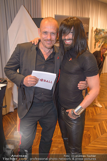 25 Jahre LifeBall PK - Hotel LeMeridien - Mi 16.05.2018 - Conchita (WURST), Gery KESZLER36