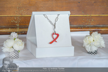 Crystal of hope an Charlize Theron - Kaiserpavillon Schönbrunn - Do 31.05.2018 - Crystal of hope award8