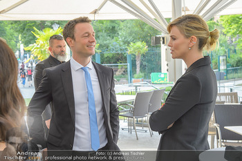 Crystal of hope an Charlize Theron - Kaiserpavillon Schönbrunn - Do 31.05.2018 - Charlize THERON, Gernot BLÜMEL32