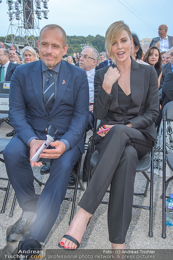 Sommernachtskonzert 2018 - Schloss Schönbrunn - Do 31.05.2018 - Gery KESZLER, Charlize THERON29